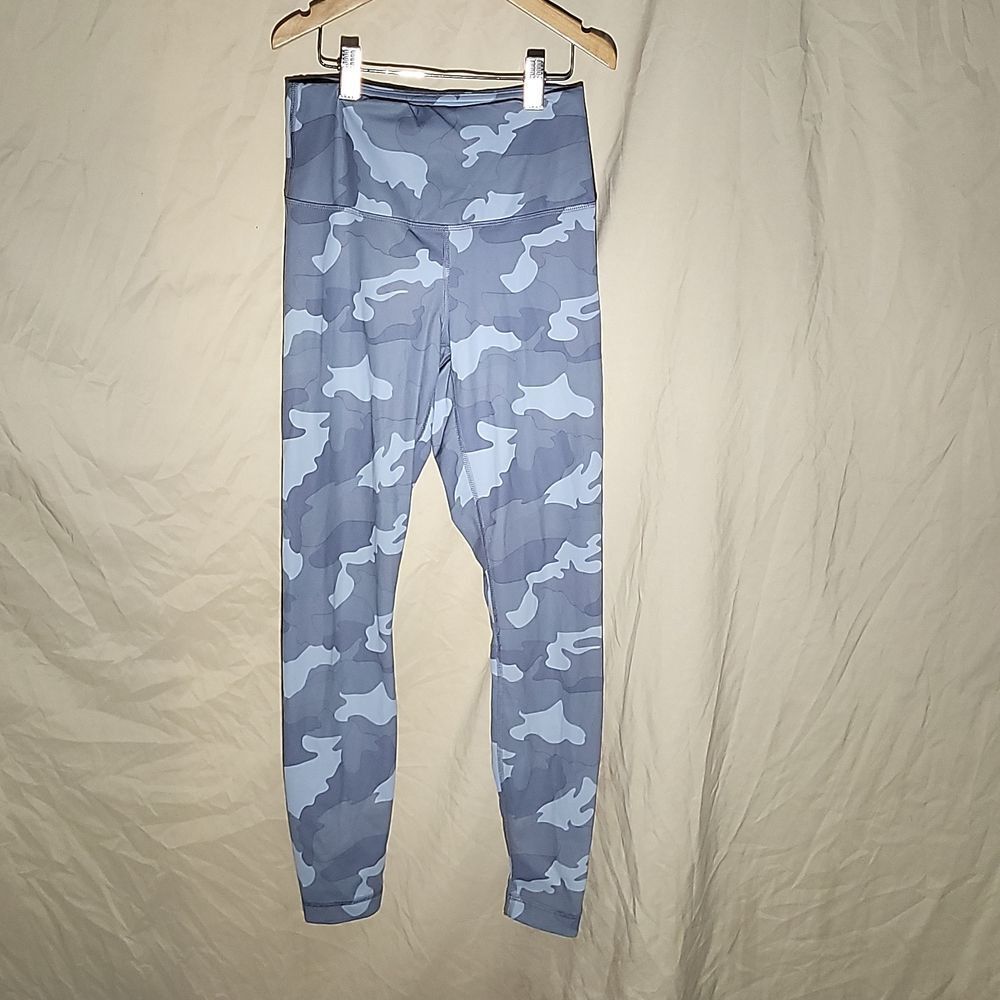 YOGALICIOUS blue camo leggings